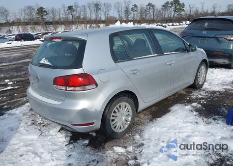 2013 Volkswagen Golf 2.5L 4-Door z USA, uszkodzony, nr VIN WVWDB7AJ0DW130147